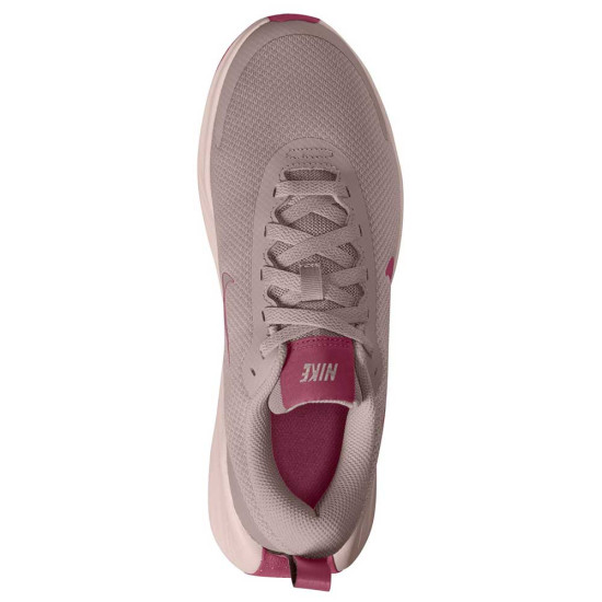 Nike Promina